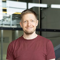 Herr Dr. Daniel Koenig