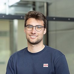 Herr  Christian Hollmann